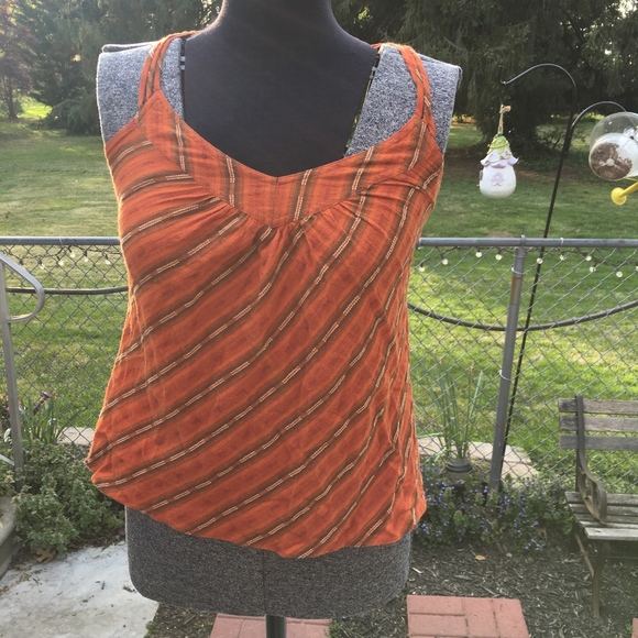 Top - Picture 1 of 2